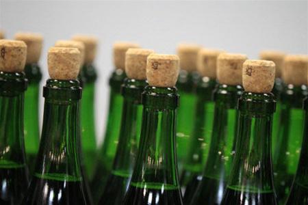  На Смоленщине производят поддельные алкогольные напитки для Беларуси