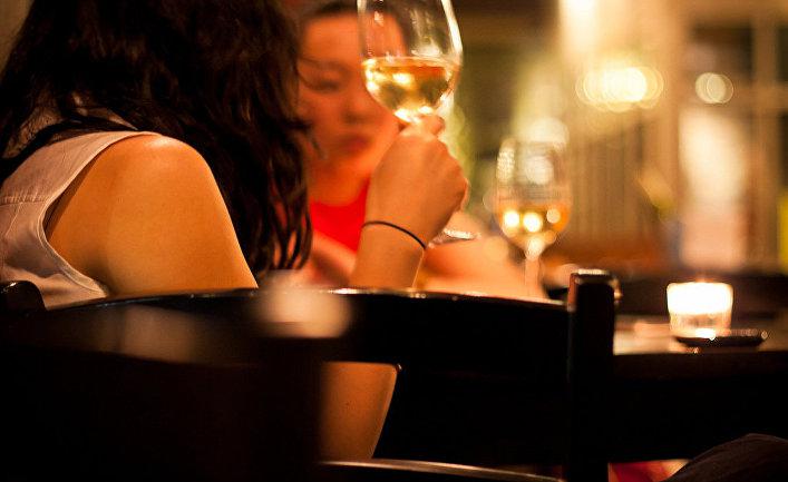  23 непростительные ошибки при обращении с вином
