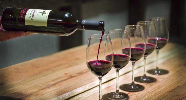  В Литве резко сокращается производство вина из-за потери российского рынка