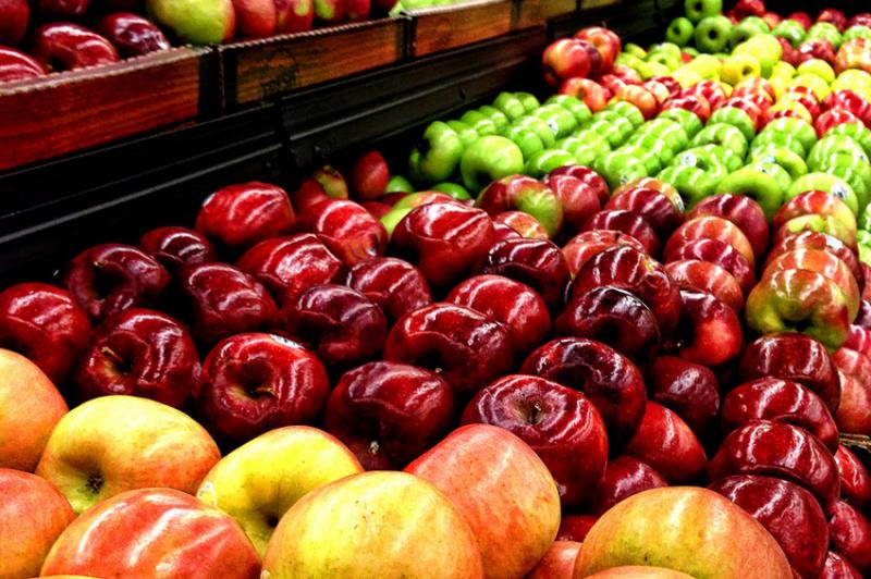  Украинские фермеры так и не дождались традиционного предпраздничного всплеска спроса на яблоко