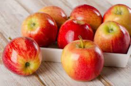 У липні-вересні Україна збільшила імпорт яблук в 17 разів