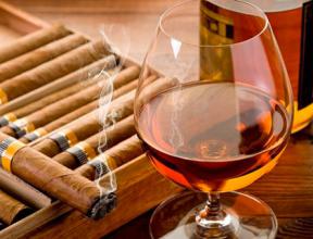  В Азербайджане повышены ставки акцизов на импорт алкоголя и табака