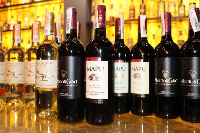  Wine party від Винного клубу «Галерея» відбулася в рівненському ресторані-клубі SAIGON