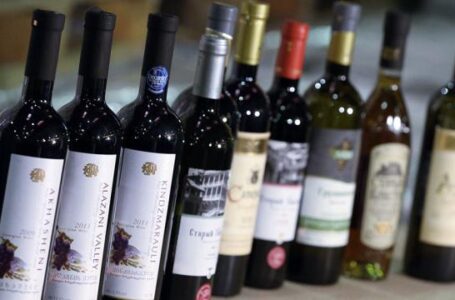 Грузинские виноделы заявляют о снижении поставок в Россию из-за падения рубля