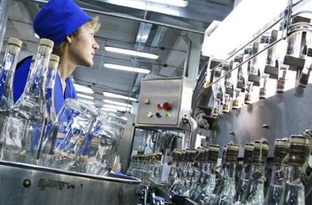 Производство водки в Украине в 2014 г. сократилось на 4,6% – до 21,38 млн дал., – Госстат