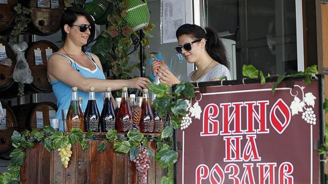  В Крыму запретили алкоголь на разлив