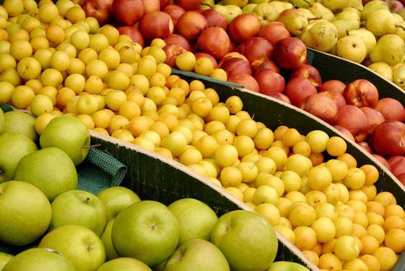  Около трети овощей и фруктов из Украины не пустили в Крым