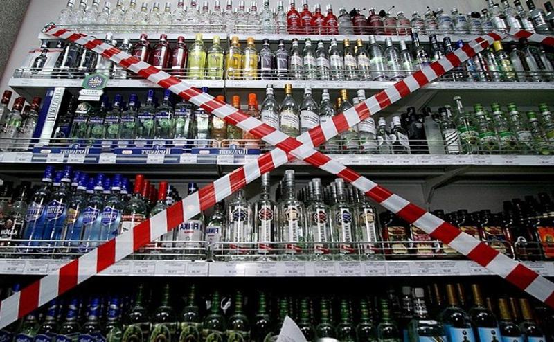  В Беларуси алкоголь не будут продавать ночью и на АЗС