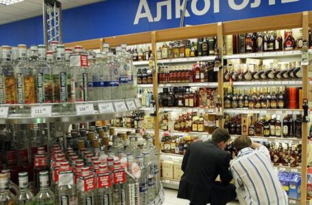 Беларусь: Оптовикам упростили лицензионные требования для продажи табака и водки