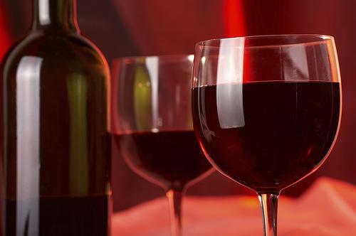  Экстрагирование фенолов в красных винах во время брожения: новый пектиназный продукт
