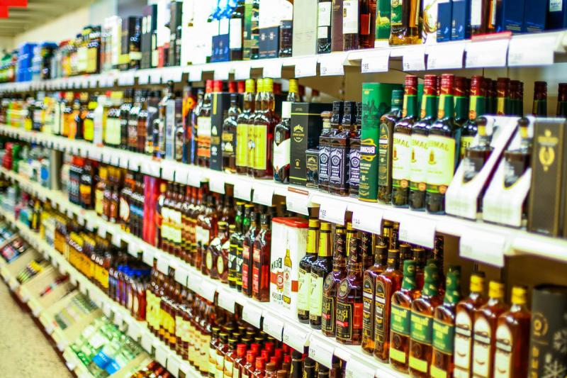  В России стремительно растет стоимость алкоголя и табака