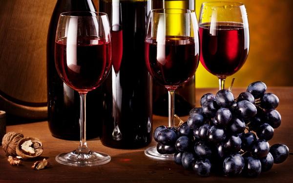  Из подвалов винодельческого кооператива во Франции исчезло 500 тысяч литров вина