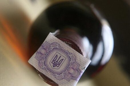 Премьер-министр Украины поручил МЭРТ и Минфину разработать автоматизированную систему контроля оборота подакцизной продукции