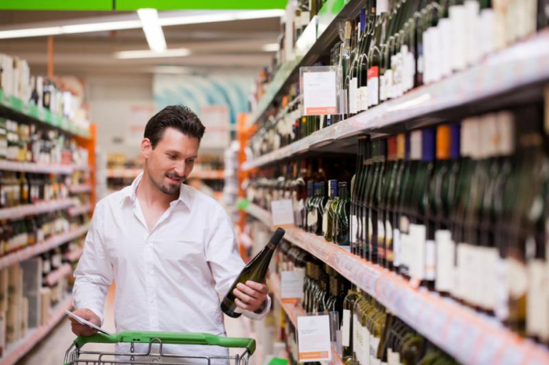  Украина: Повышение минимальных цен на алкоголь приведет к  увеличение фальсификата