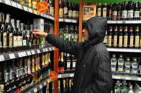 В Киеве запретили продавать алкоголь ночью