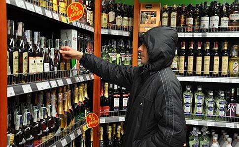  В Киеве запретили продавать алкоголь ночью