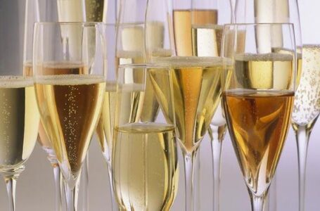 Неурожайный год во Франции не отразится на шампанском