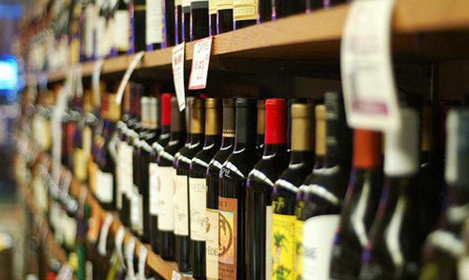  Правительство Украины повысило минимальные цены на алкоголь
