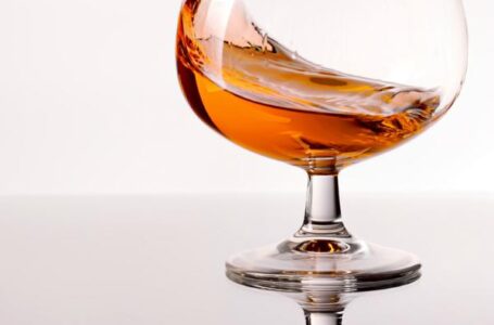 Украинцы стали больше пить коньяк