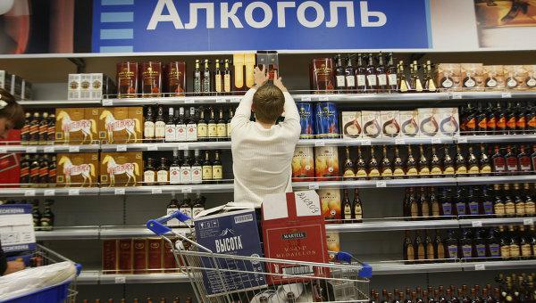  В Киеве снова разрешили продавать спиртное ночью