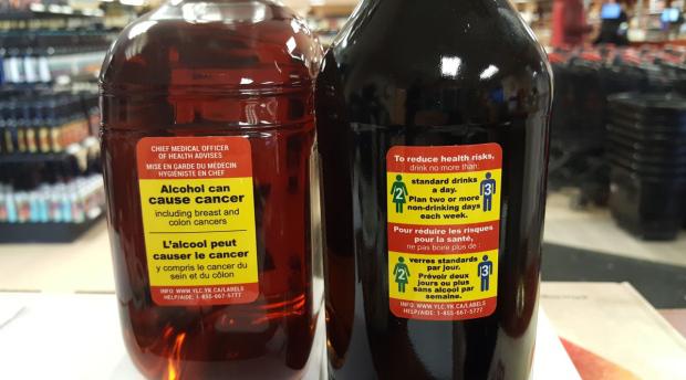  Предупредительные наклейки появятся на бутылках со спиртным в Канаде