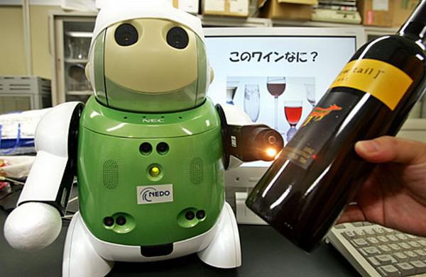  В Китае создали уникального робота-сомелье