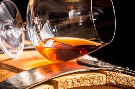 Армянский коньяк перестанет быть «коньяком»