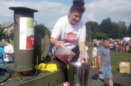 Борщ із малини став головною стравою фестивалю на Житомирщині
