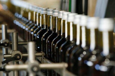 Пекин обложил пошлинами вина из США