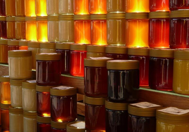  На Закарпатті виробляють унікальні лікарські препарати з меду