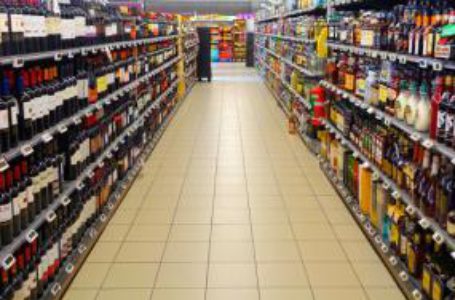 Объём продаж алкоголя в Латвии снизился на 5%