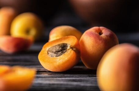 В Україні абрикоси подорожчали в 1,5 рази
