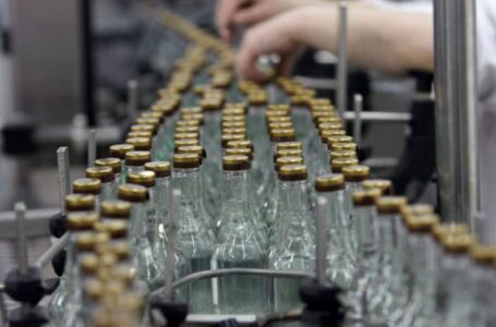 На Луганщині діяла мережа виробництв з виготовлення контрафактного алкоголю та тютюну