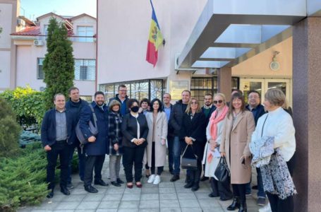 Українські винороби переймали досвід у молдовських колег