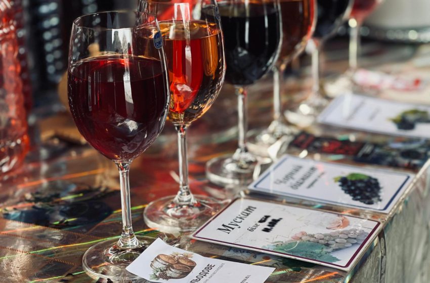  У Мукачеві нагородили переможців фестивалю «Червене вино 2022»