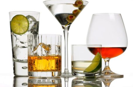 Які алкогольні напої вживають українці?