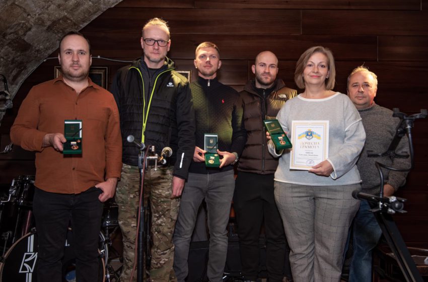  Виноробні Миколаївщини нагородили за волонтерську та громадську діяльність в умовах воєнного часу