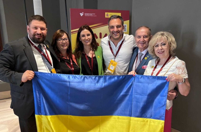  Українська делегація успішно презентувала Україну на 44 Конгресі Міжнародної організації вина і винограду