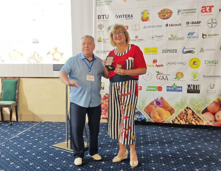 XII Міжнародна науково-практична конференція «Успішне садівництво і переробка: Кісточкові. Зерняткові. Горіхоплідні» стартувала у Кам’янець-Подільському