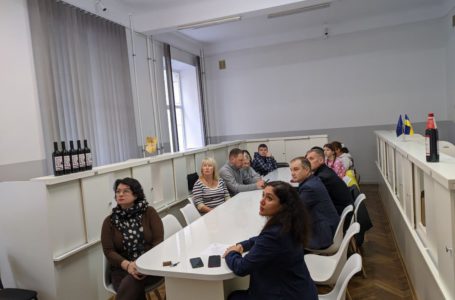 Вино і здоров’я: розумне споживання — в ОНТУ обговорили культуру усвідомленого ставлення до вина