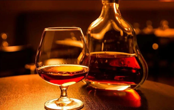  Як розібратися в коньяках: українські зірочки та міжнародні букви витримки