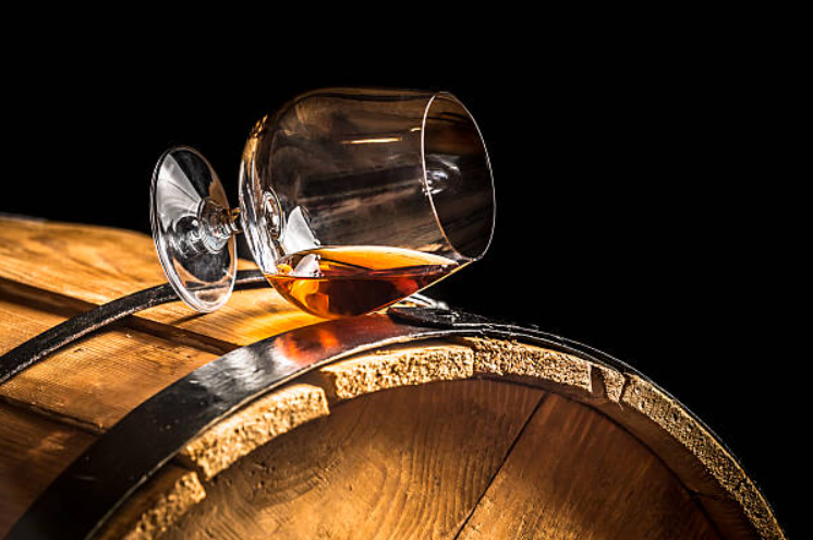  Український «коньяк» змінює назву: що означає перехід на «бренді» для виробників